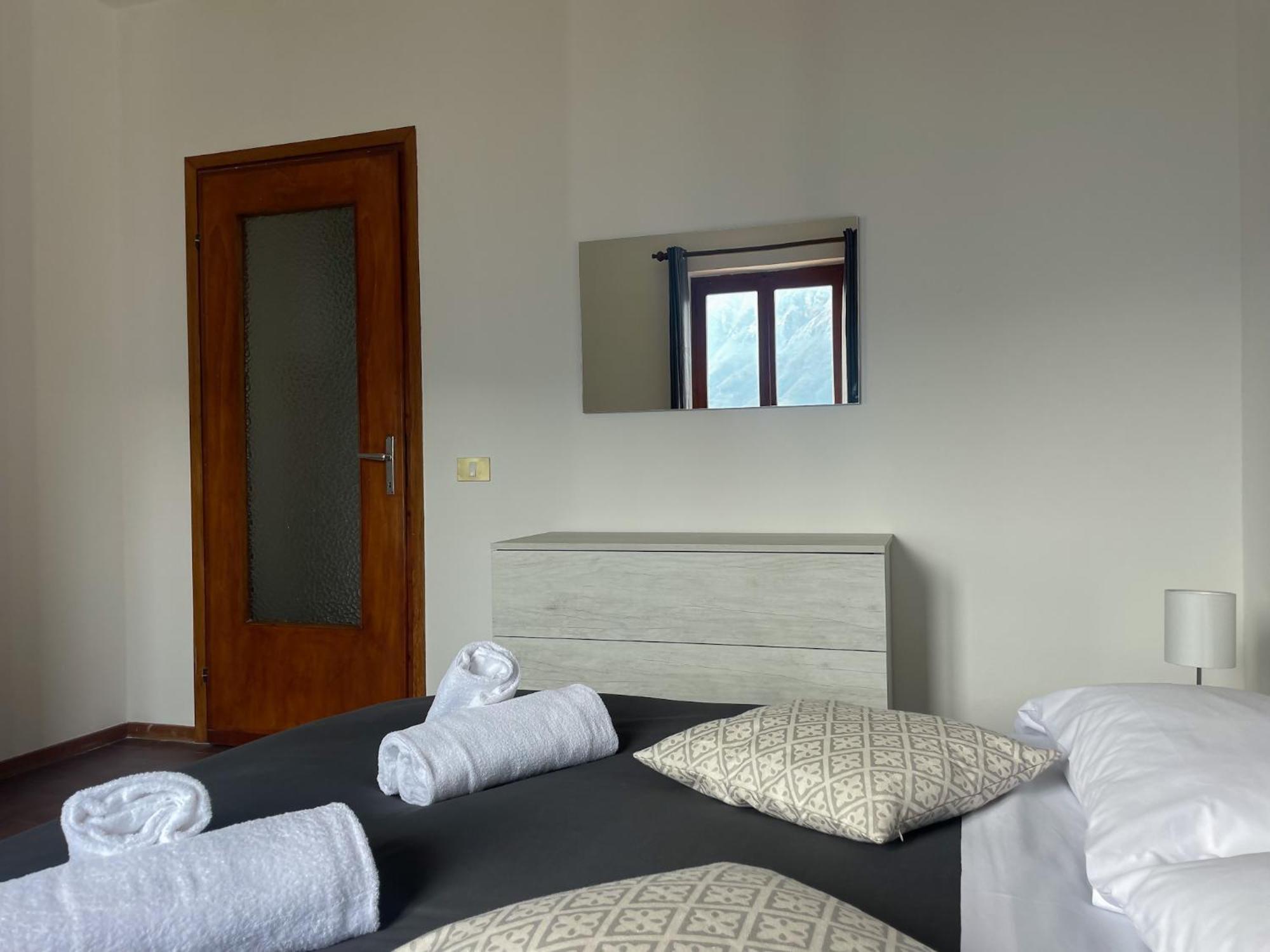 Appartamento Tivano Balcone Con Vista Lago 贝拉焦 外观 照片