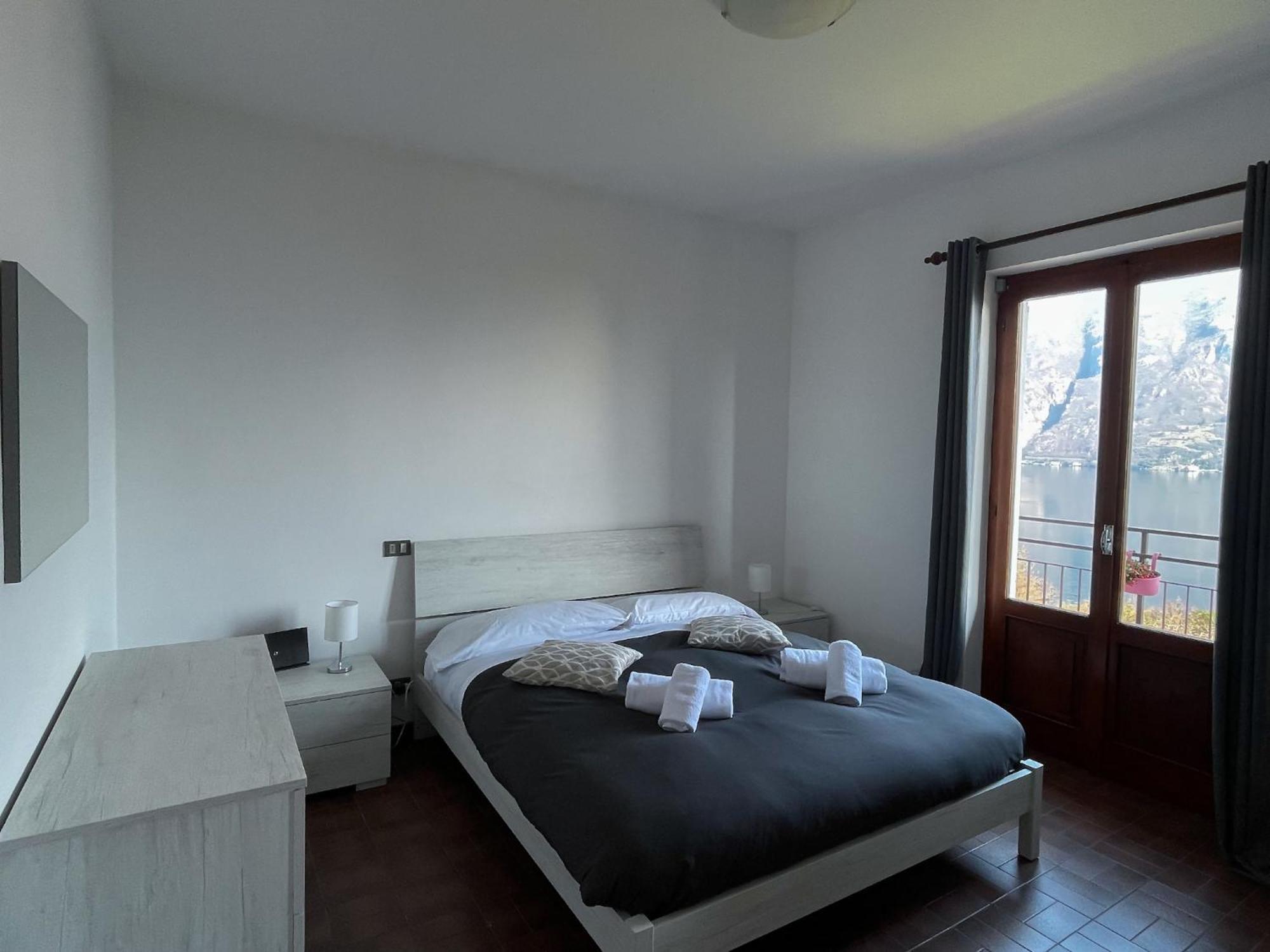 Appartamento Tivano Balcone Con Vista Lago 贝拉焦 外观 照片